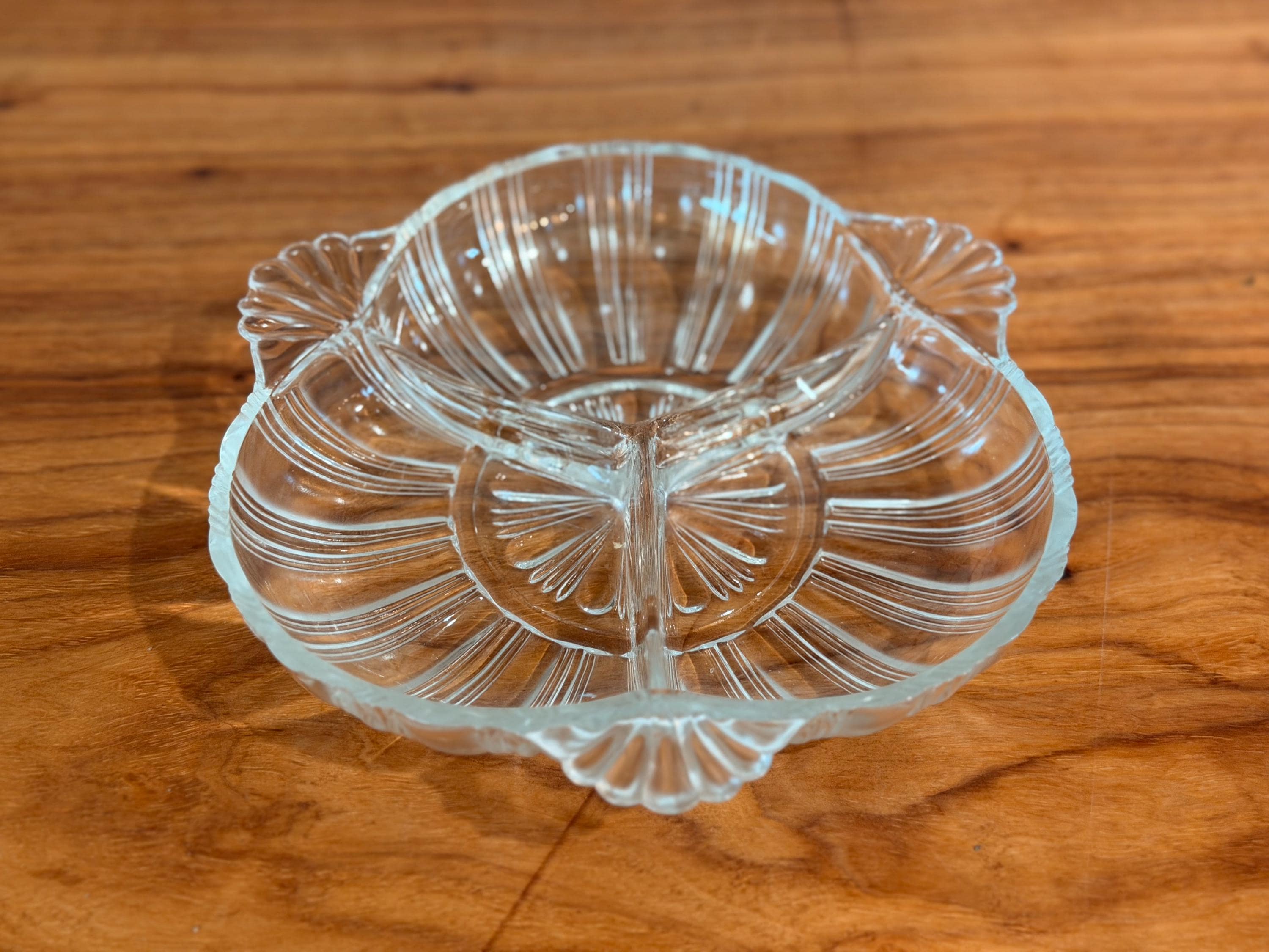 Hazel-Atlas Ridge Fan 3 Section Divided Relish Dish | Vintage Depression Glass Serving Tray | Pattern 572 | 1930s Clear Glass