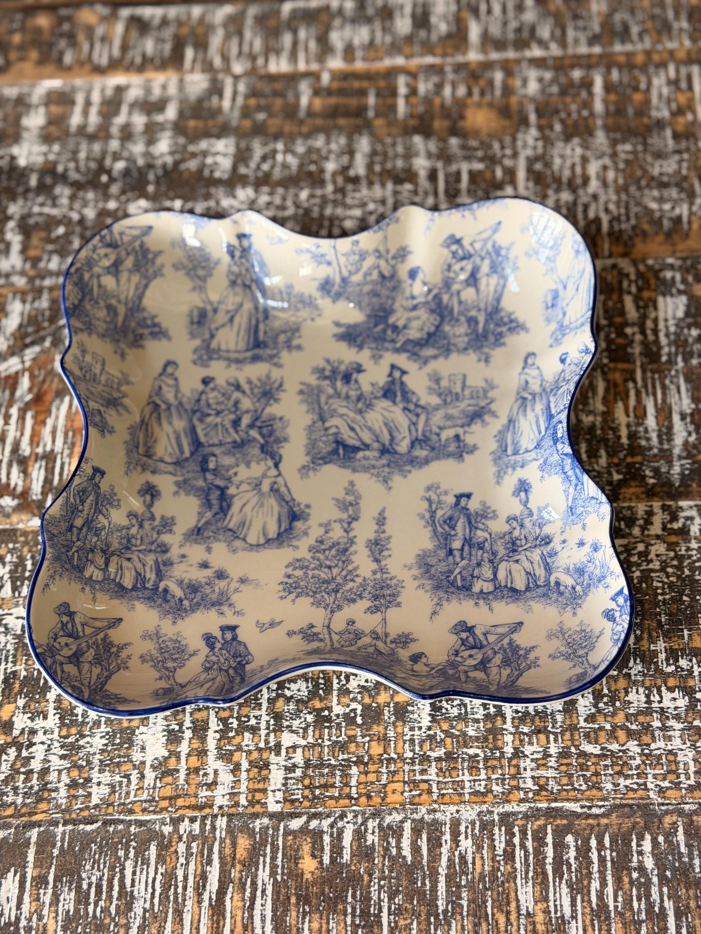 Vintage Orchid Designs England Country Life Blue & White Toile Scalloped Centerpiece Bowl