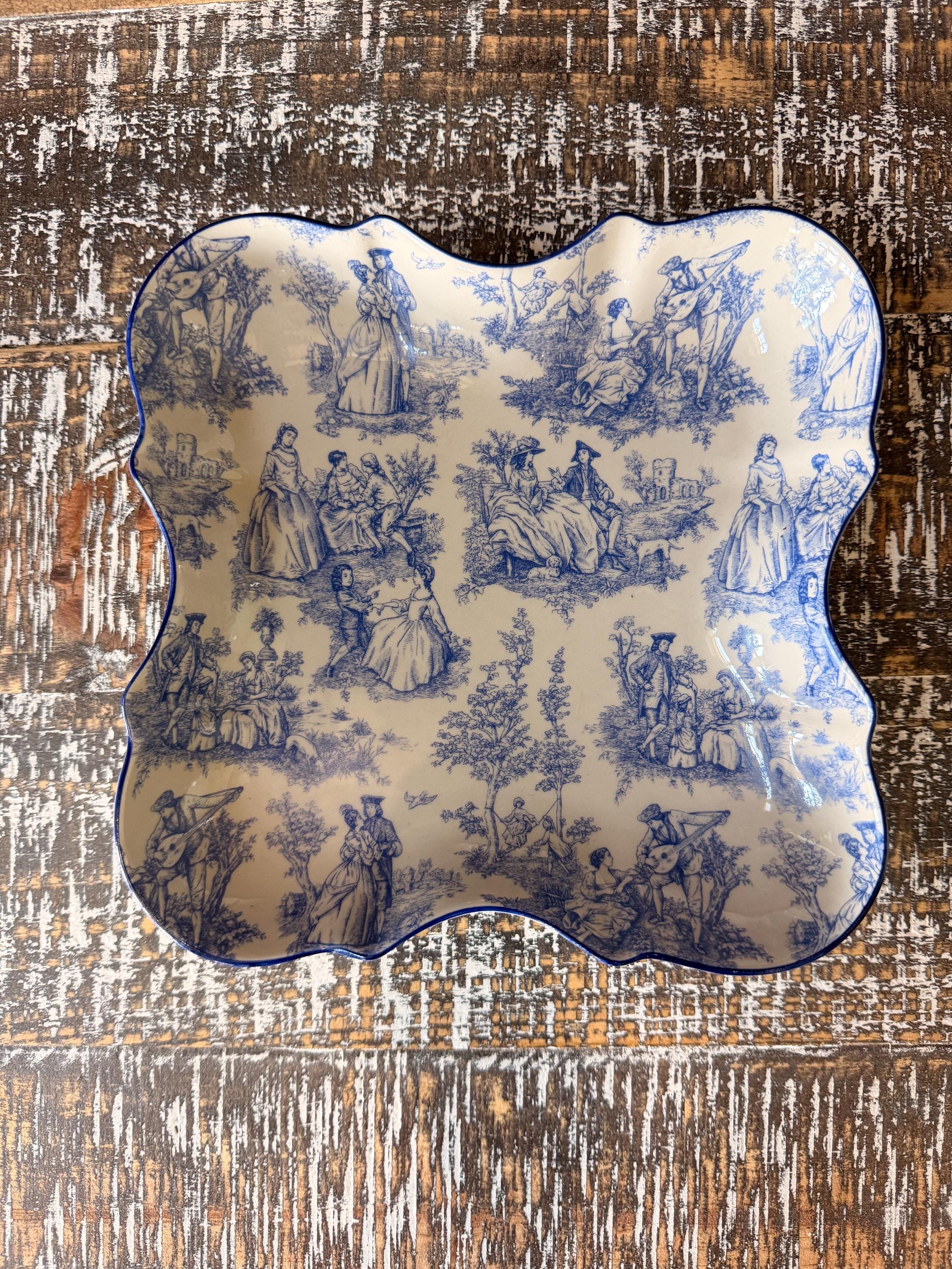Vintage Orchid Designs England Country Life Blue & White Toile Scalloped Centerpiece Bowl