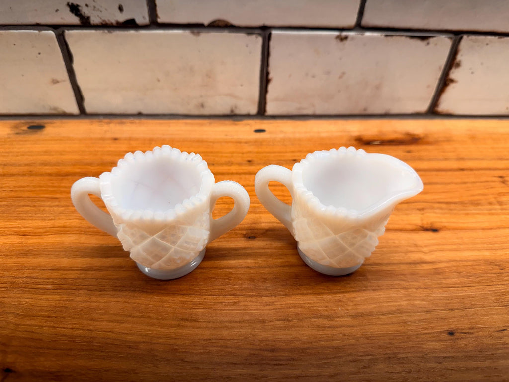 Vintage Westmoreland Milk Glass Miniature Creamer & Sugar Set – Old Quilt Pattern