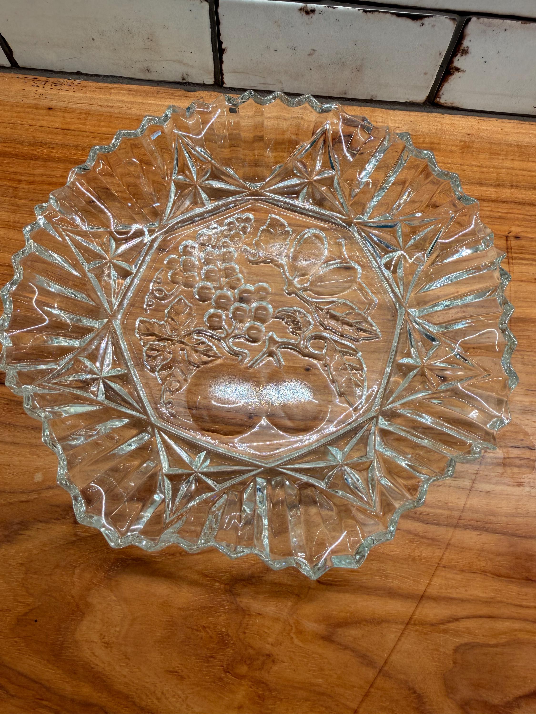 Federal Glass Pioneer Fruit Bowl | Clear Pressed Glass Serving Dish