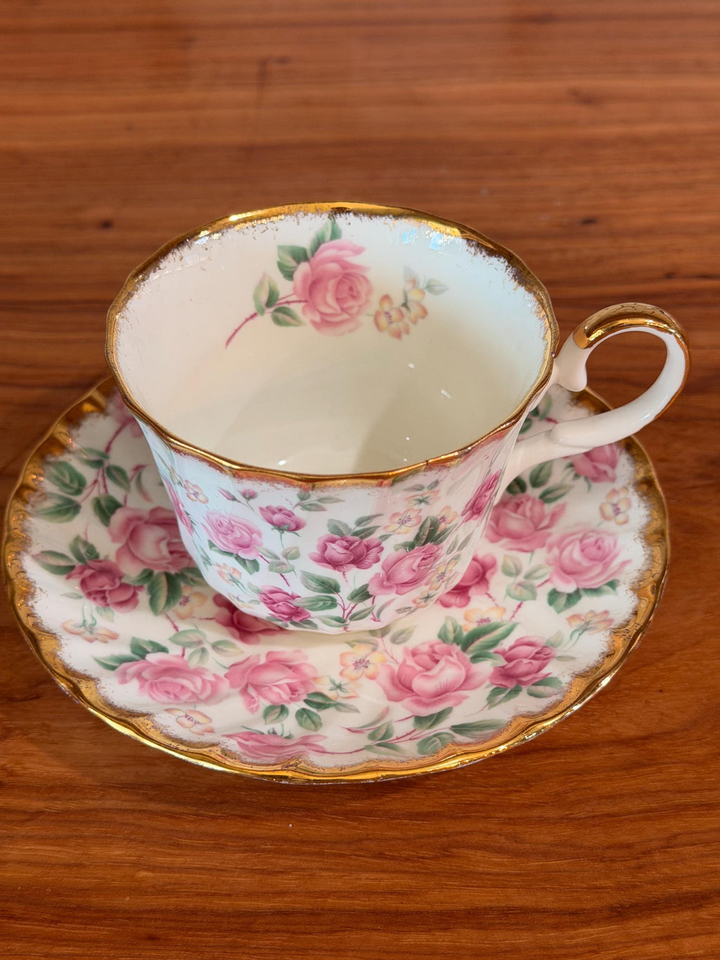 Alyn Nelson Collection Fine Bone China Teacup & Saucer
